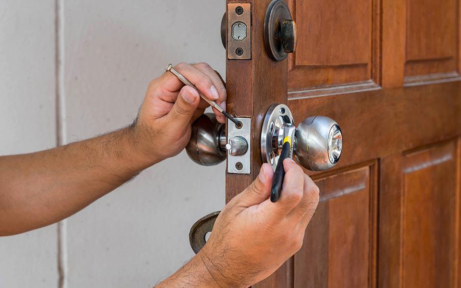 serrurier assistance dépannage serrurerie Évry